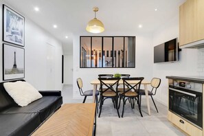 Apartment | Esszimmer