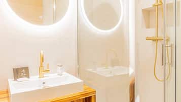 House | Bathroom