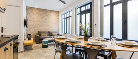 Căn hộ | 2 phòng ngủ, truy cập Internet tốc độ cao