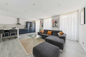 Apartment | Living area