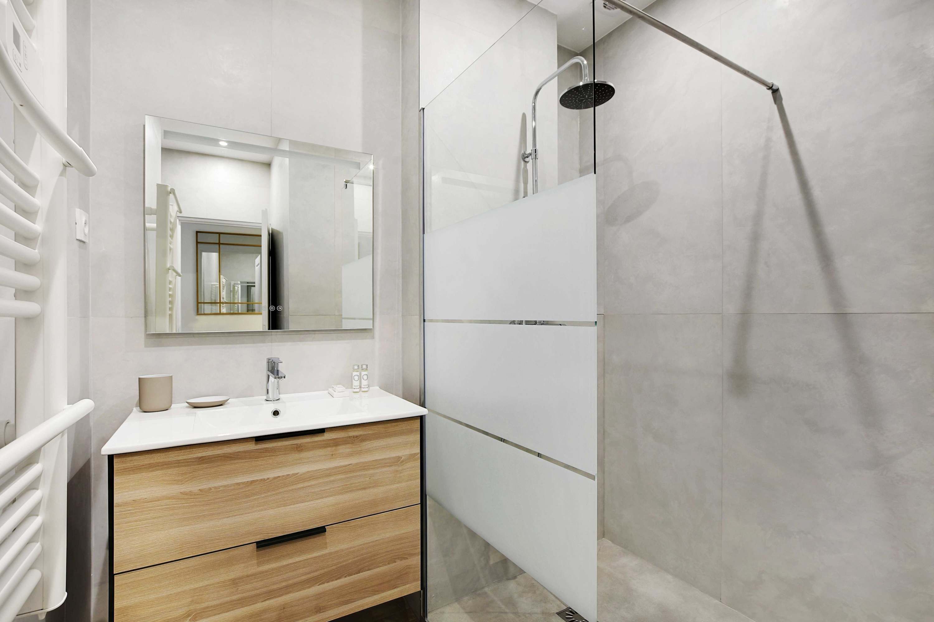 Apartment | Bathroom