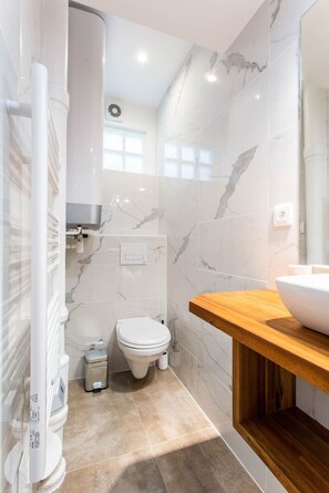 Apartment | Badezimmer