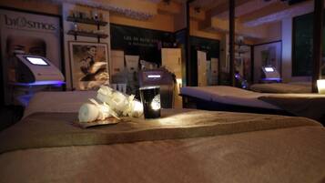 Hammam, soins corporels, enveloppements corporels, gommages corporels