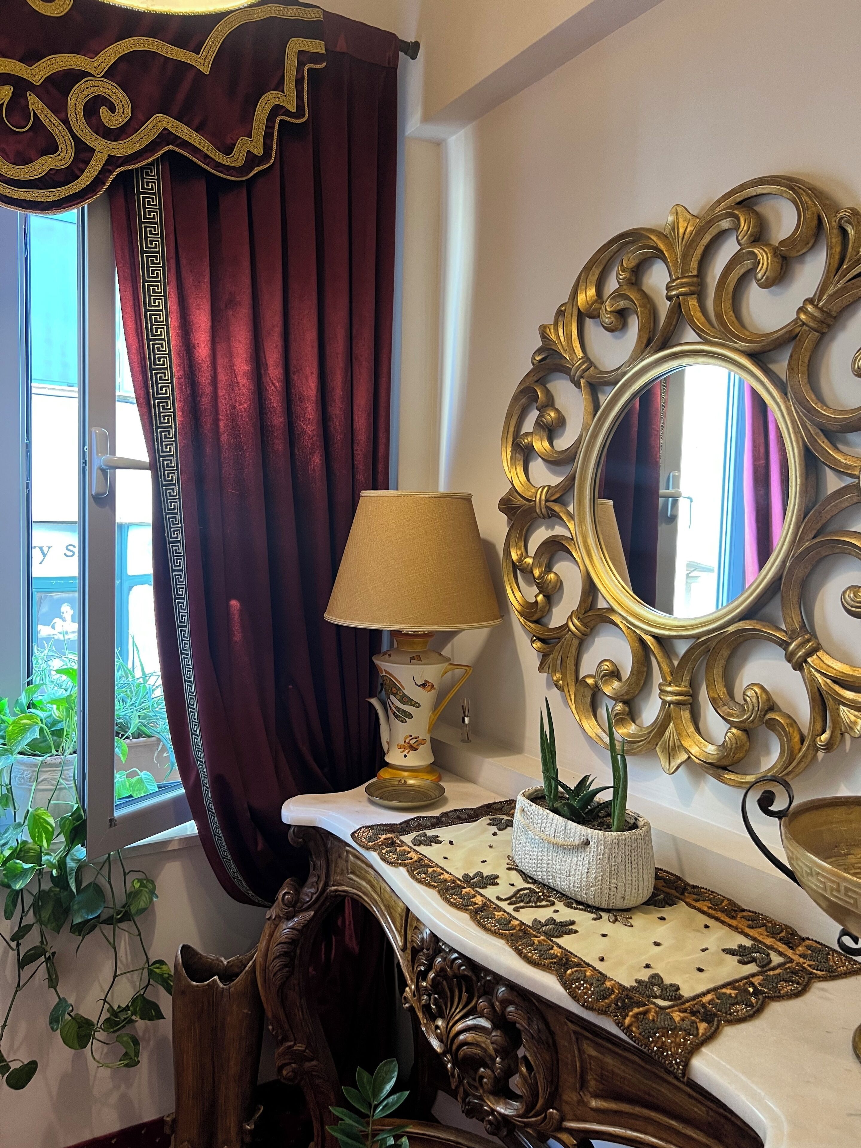 In-room safe, desk, soundproofing, free WiFi