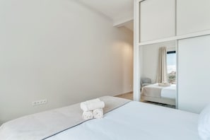 مكواة/لوح كي وواي فاي مجانًا