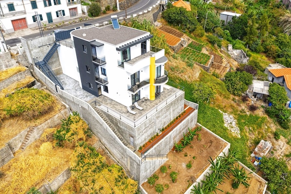 واجهة المنشأة