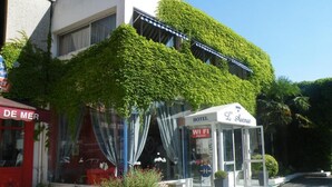 Exterior - Hôtel de l'Avenue (Saintes)