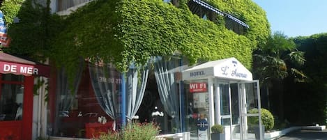 Extérieur