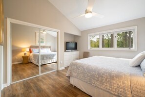4 bedrooms, iron/ironing board, free WiFi, bed sheets - Luxury Sea Pines Retreat w/ Pool & Golf Views (Hilton Head Island)