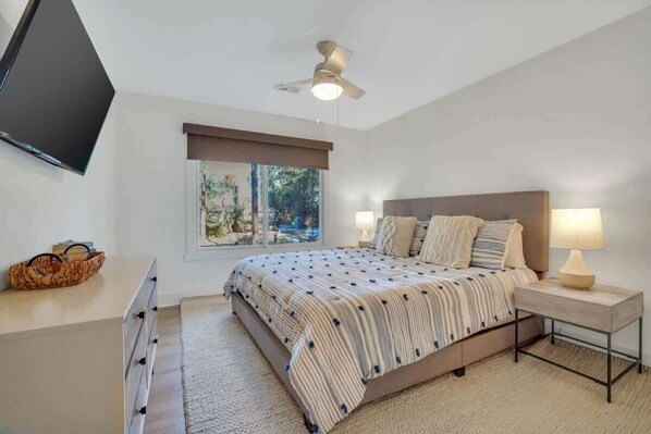 3 bedrooms, iron/ironing board, free WiFi, bed sheets