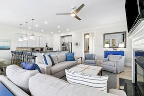 智能電視、書籍