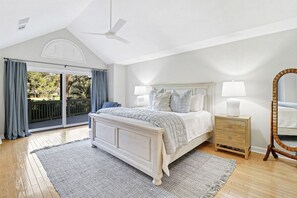 5 bedrooms, iron/ironing board, free WiFi, bed sheets