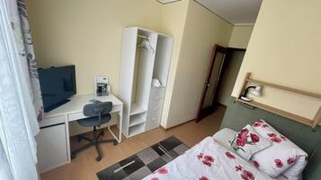 Einzelzimmer | Schreibtisch, kostenloses WLAN