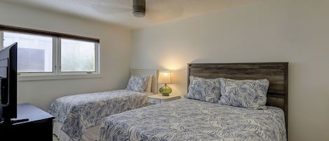 2 chambres, fer et planche à repasser, Wi-Fi gratuit, draps fournis
