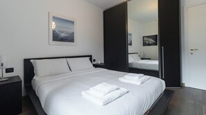 Departamento (1 Bedroom) | 1 habitación, tabla de planchar con plancha, cunas y ropa de cama