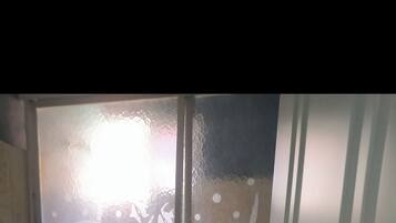 Loft, 1 chambre, balcon | Salle de bain