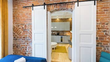 Departamento, 1 cama matrimonial y sofá cama | Tabla de planchar con plancha y wifi gratis