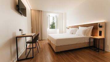 Escritorio y wifi gratis