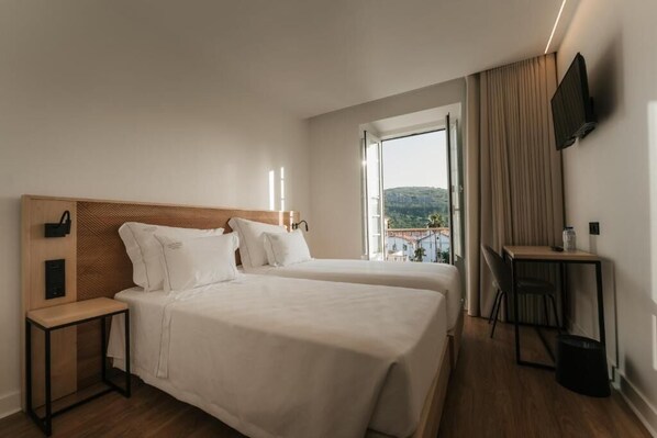 Escritorio y wifi gratis