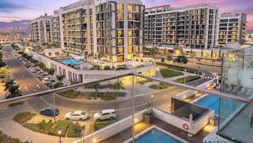 Apartamento standard, vista para a piscina | Vista para a cidade