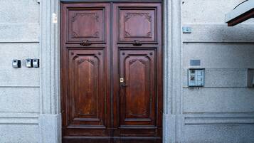 EntrĂ©e de lâhĂ©bergement