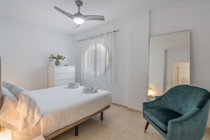 1 quarto, ferros/tábuas de passar roupa, Wi-Fi, roupa de cama