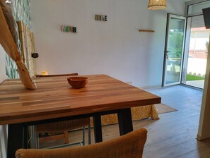 Standard Room, Patio, Garden View | Soundproofing, free WiFi
