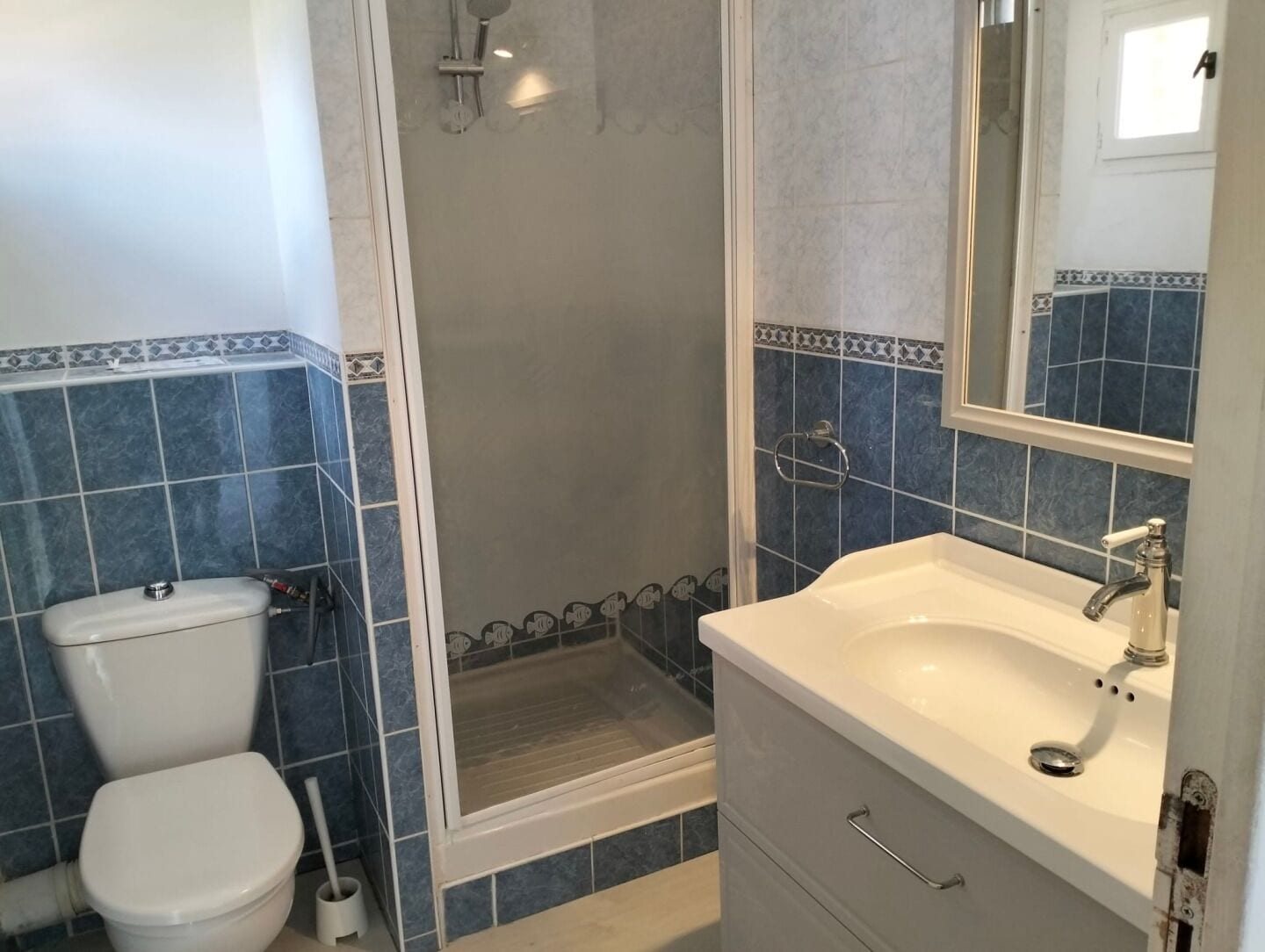 Standard Room, Patio, Garden View | Bathroom | Bathrobes