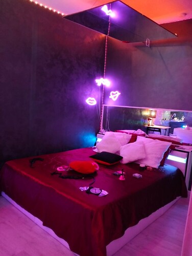 Loveroom Toulon