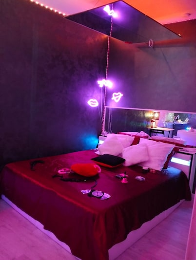 Loveroom Toulon