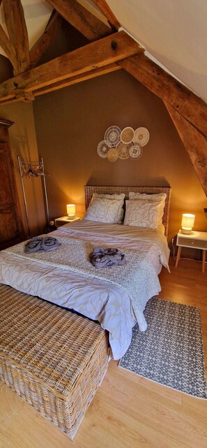 Classic Room, Garden View | Individually decorated, individually furnished, soundproofing - Les Granges Indigo (Fossemagne)
