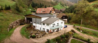 Apartment 'Zum Brennhisle' with Shared Terrace, Shared Garden and Wi-Fi