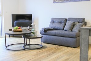 Comfort Apartment, Resort View | Living area