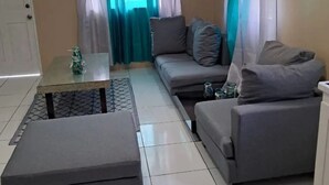 Living area - Charming 1-bedroom apartment in lovely Gros Islet with AC (Gros Islet)
