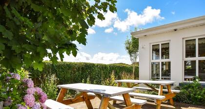 Mannin Lodge by Connemara Shores