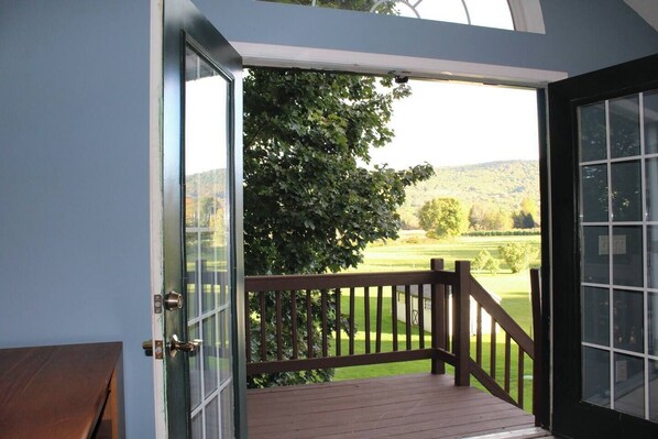 Property grounds - Creekside Loft + Allstar Deluxe (Otego)