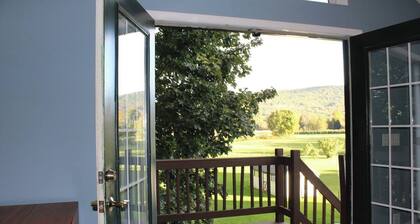 Creekside Loft + Allstar Deluxe