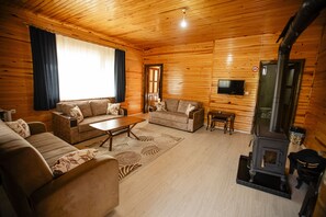 Standaard kamer, uitzicht op bergen | Beddengoed