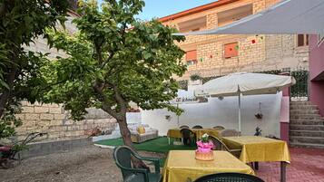 Ristorazione all'aperto