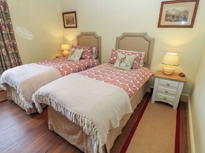 1 chambre, décoration personnalisée, ameublement personnalisé