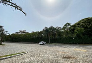 Parking - Apts in Condominium 40 Meters From Bombinhas Beach - Bdss (Bombinhas)