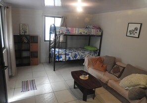 Free WiFi - The Backside House (Tamarindo)