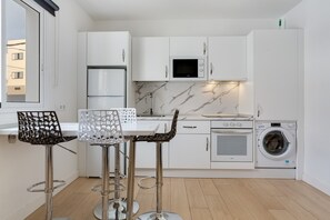 Private kitchen - Vacation Home 'Familiar' with Wi-Fi (Santa Cruz de Tenerife)
