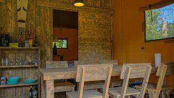 Cottage Confort, patio, vue jardin | Salle Ă manger