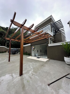 Voorkant van accommodatie