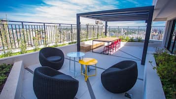 Basic-Apartment | Speisen im Freien