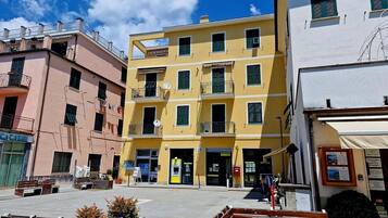 Bagian depan properti