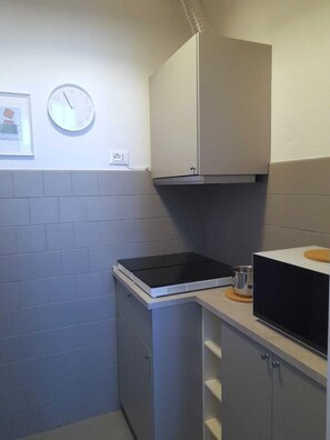 Comfort-Apartment, 2 Schlafzimmer, Balkon, Stadtblick | Eigene Küche