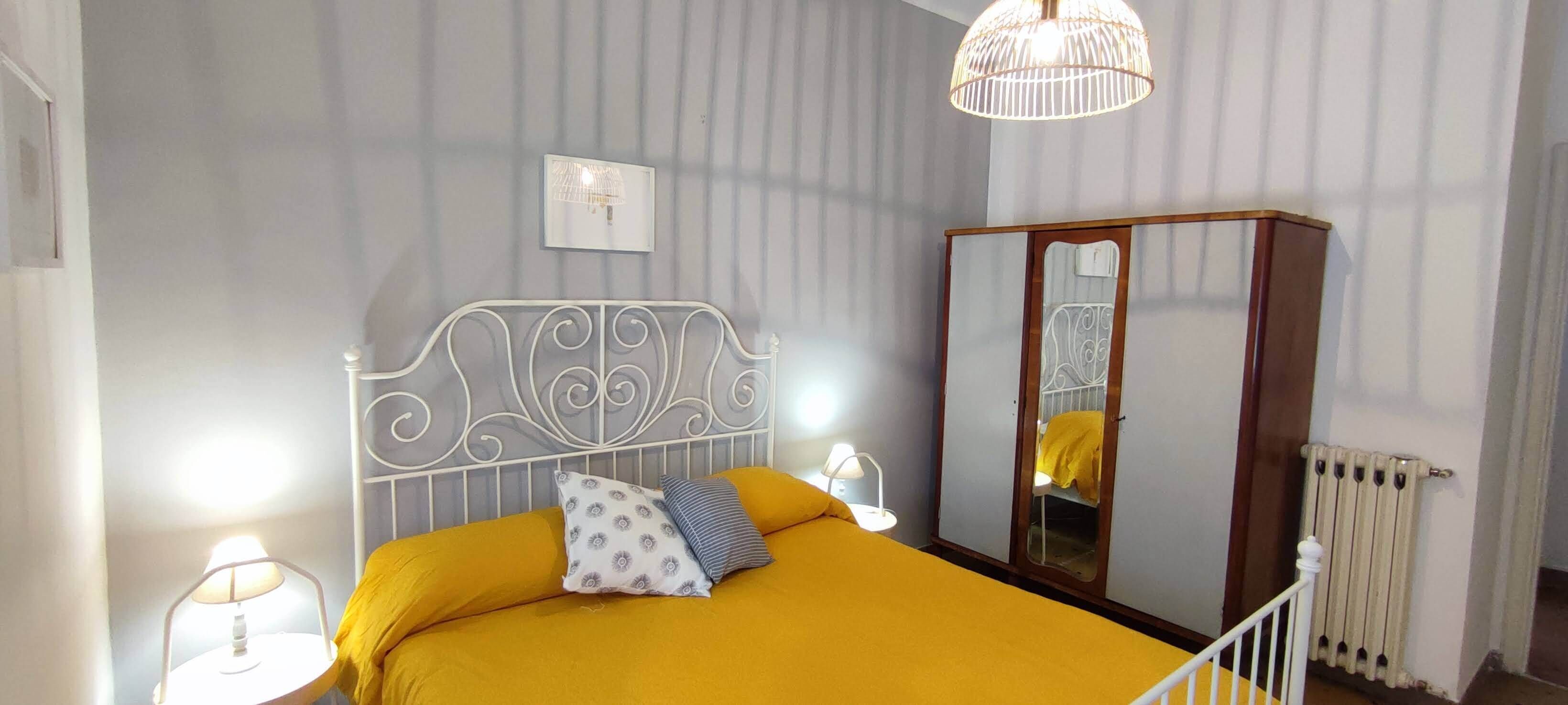 Lägenhet Classic - 2 sovrum - balkong - utsikt mot staden | Strykjärn/strykbräda och gratis wi-fi