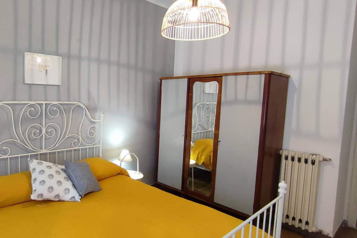 Classic-Apartment, 2 Schlafzimmer, Balkon, Stadtblick